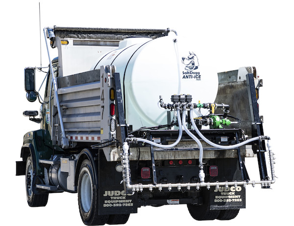 1750 Gallon Hydraulic Anti-Ice System with Three-Lane Spray Bar and Manual Application Rate Control